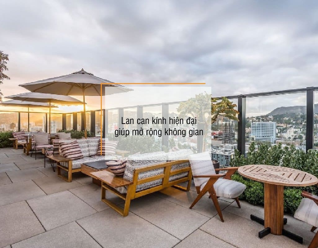 Mẫu lan can sân thượng kính cường lực hiện đại